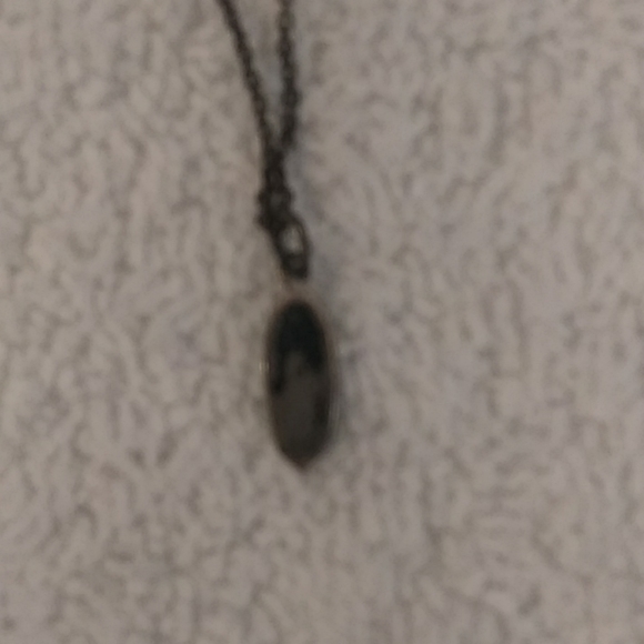 Longer silver necklace with dark green stone. - Picture 4 of 4